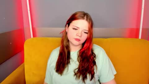 Kellyfiery online show from 11/21/25, 08:24