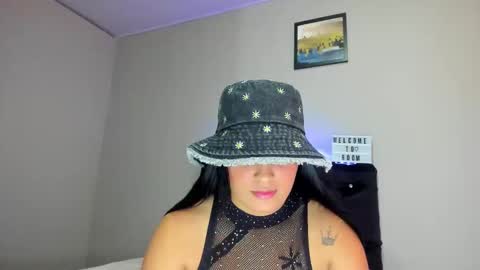 Snapshot of kellymillian_ chatting on 10/18/25, 07:14 kellyMillian online show from 10/18/25, 07:14