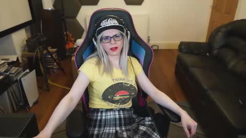 kelseycobalt online show from 02/23/25, 08:22