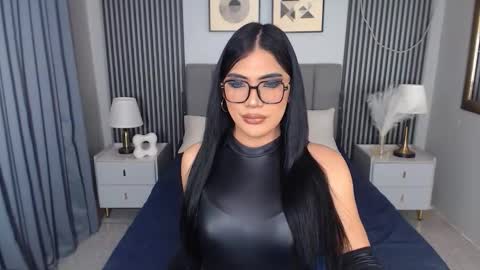 kelsie_silva online show from 11/19/25, 07:03