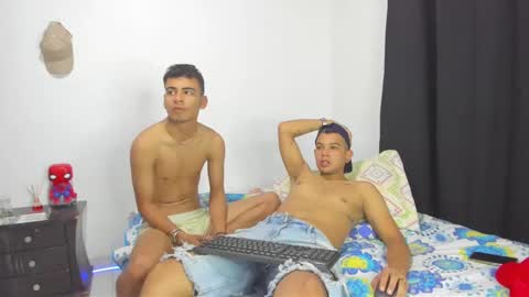 kelvin_hot276 online show from 10/31/25, 01:17