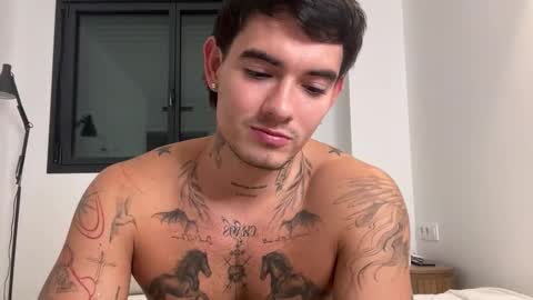 Snapshot of kenboyea_ chatting on 10/01/25, 03:07 luis carlos esteban online show from 10/01/25, 03:07
