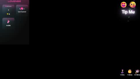 Mariana online show from 10/26/25, 03:56