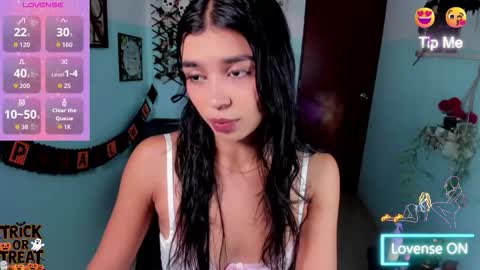 Carolina  online show from 10/30/25, 02:18