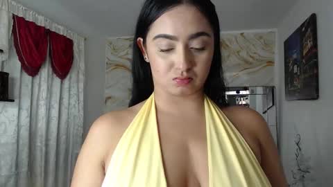 kendall  online show from 11/24/25, 06:02