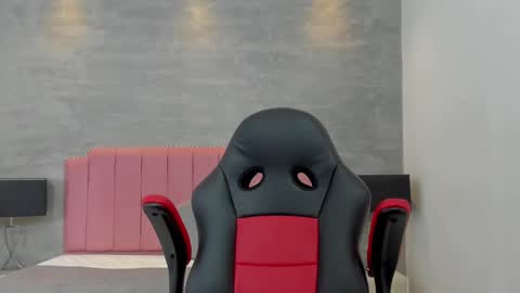 kendall_roous online show from 10/15/25, 11:43