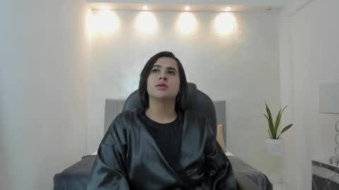 kendall_roous online show from 10/18/25, 12:06