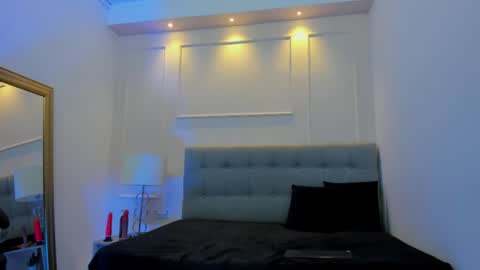 kendall_roous online show from 10/28/25, 03:21