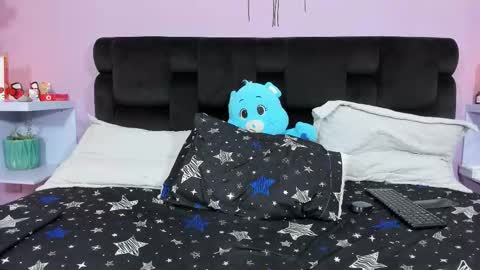 kendallwings online show from 11/08/25, 08:18