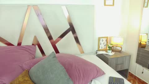   online show from 02/22/25, 06:06