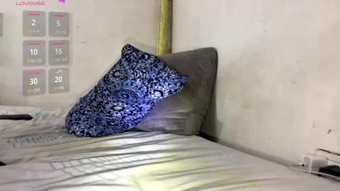 Kender online show from 10/24/25, 08:11