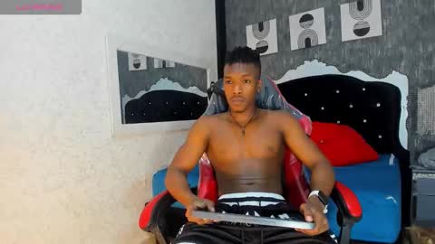 Kender online show from 10/28/25, 08:33