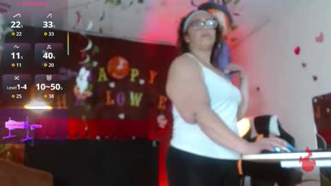 Snapshot of kendra_lust_69 chatting on 10/28/25, 09:35 kendra_lust_69 online show from 10/28/25, 09:35