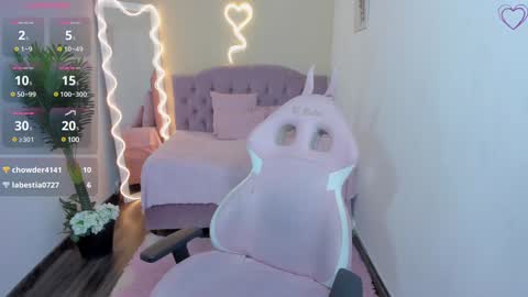 Snapshot of kendra_tay chatting on 01/10/25, 06:42 kendra online show from 01/10/25, 06:42