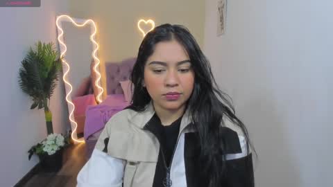 Snapshot of kendra_tay chatting on 02/04/25, 03:22 kendra online show from 02/04/25, 03:22