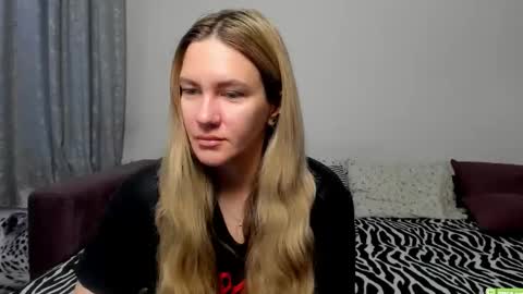 Kendra online show from 09/29/25, 12:49