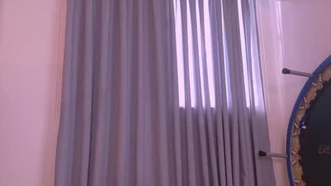 Snapshot of kendracollins_ chatting on 09/26/25, 08:46 Kendra online show from 09/26/25, 08:46