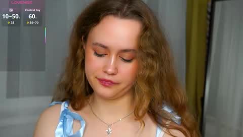 Kira online show from 10/14/25, 06:31