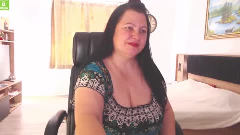 Snapshot of kendrasecrets chatting on 09/16/25, 12:39 Kendra online show from 09/16/25, 12:39