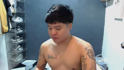 Snapshot of kenhotline911 chatting on 12/27/24, 02:54 ken online show from 12/27/24, 02:54