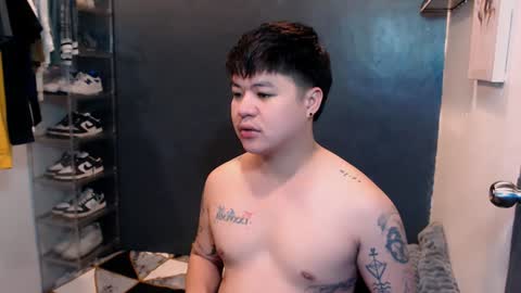 Snapshot of kenhotline911 chatting on 01/06/25, 04:02 ken online show from 01/06/25, 04:02