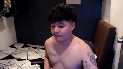 Snapshot of kenhotline911 chatting on 10/24/25, 04:58 ken online show from 10/24/25, 04:58