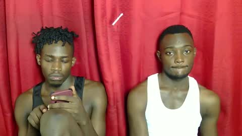 Kenia online show from 10/28/25, 09:24