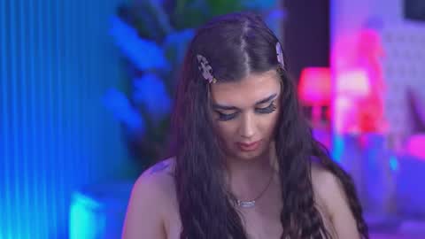 Kendra online show from 11/23/25, 03:23