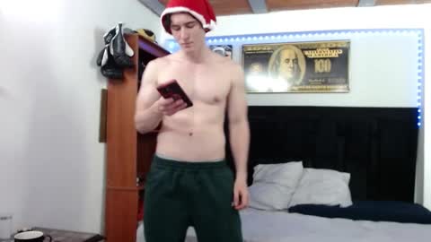Snapshot of kent_zagann chatting on 12/17/24, 01:50 Santiago online show from 12/17/24, 01:50