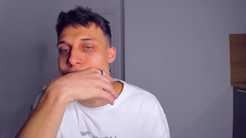 Peter     online show from 10/26/25, 07:09