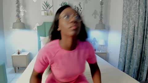 Snapshot of kentha_mitchells chatting on 01/28/25, 10:34 kentha_mitchells online show from 01/28/25, 10:34