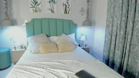 Snapshot of kentha_mitchells chatting on 02/05/25, 10:30 kentha_mitchells online show from 02/05/25, 10:30