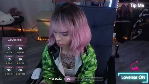 Snapshot of kerry_kirk chatting on 11/12/25, 10:20 Kerry online show from 11/12/25, 10:20