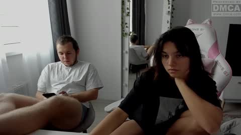 kesh_mne online show from 10/18/25, 09:21