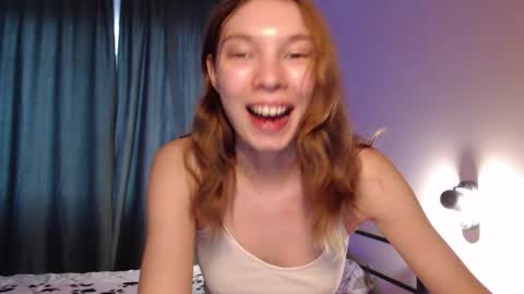 Snapshot of kesha_muah chatting on 09/14/25, 03:22 kesha online show from 09/14/25, 03:22