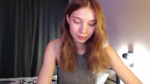 Snapshot of kesha_muah chatting on 10/19/25, 03:01 kesha online show from 10/19/25, 03:01