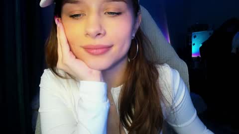 Snapshot of ketlinrous chatting on 02/06/25, 04:47 ketlinrous online show from 02/06/25, 04:47