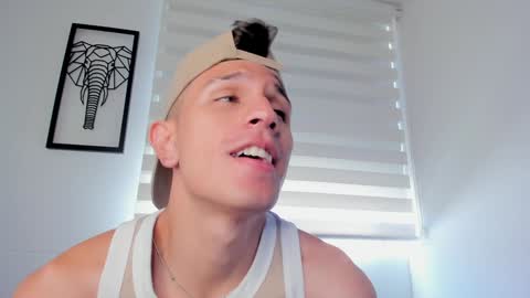 Snapshot of kevin_ahs1 chatting on 12/11/24, 03:58 Kevin Ahs online show from 12/11/24, 03:58