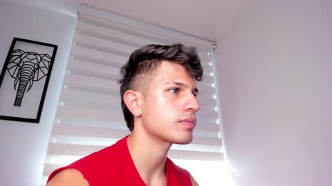 Snapshot of kevin_ahs1 chatting on 02/25/25, 03:16 Kevin Ahs online show from 02/25/25, 03:16