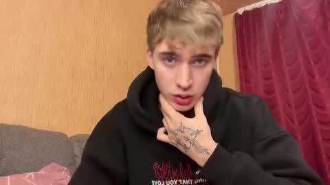 Snapshot of kevin_martin8 chatting on 10/30/25, 12:34 Kevin Martin online show from 10/30/25, 12:34