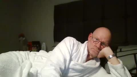 Snapshot of kevlooking4sez chatting on 02/05/25, 12:10 kevlooking4sez online show from 02/05/25, 12:10