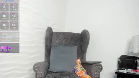Snapshot of keyla_milf chatting on 02/01/25, 08:29 Keila Milf online show from 02/01/25, 08:29