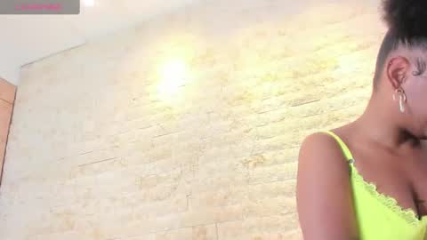 Snapshot of keyla_nahir chatting on 09/16/25, 02:01 keyla nahir online show from 09/16/25, 02:01