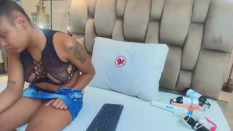 Snapshot of keyla_nahir chatting on 09/17/25, 03:19 keyla nahir online show from 09/17/25, 03:19