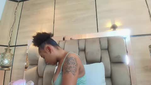 Snapshot of keyla_nahir chatting on 09/25/25, 01:31 keyla nahir online show from 09/25/25, 01:31