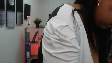 Keyla  online show from 01/06/25, 11:40