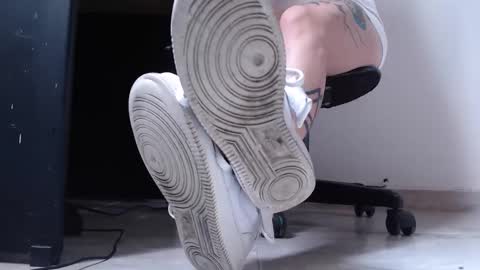 Snapshot of keylie_saenz28 chatting on 10/22/25, 04:18 online show from 10/22/25, 04:18