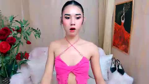 Snapshot of kezzykeller chatting on 02/19/25, 07:17 kezzy online show from 02/19/25, 07:17