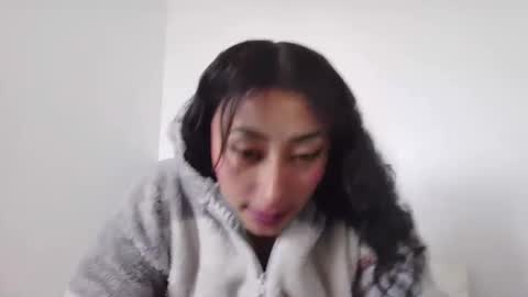 khaleesi_j online show from 02/18/25, 03:32