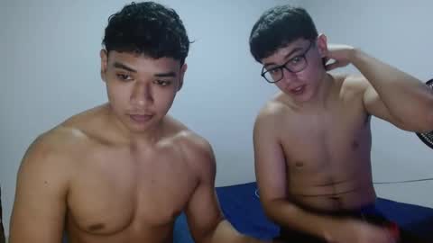 Snapshot of khan_nn chatting on 11/23/25, 03:39 Khan Belic online show from 11/23/25, 03:39